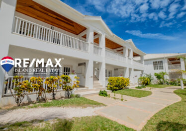 Exterior View of Alaia Condo: "Stunning beachfront exterior of the Alaia condo at Ambergris Caye, Belize."